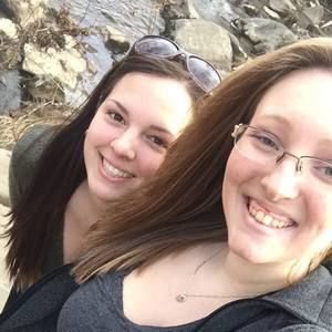 Meet your Posher, Nina