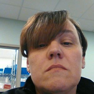 Meet your Posher, Dee