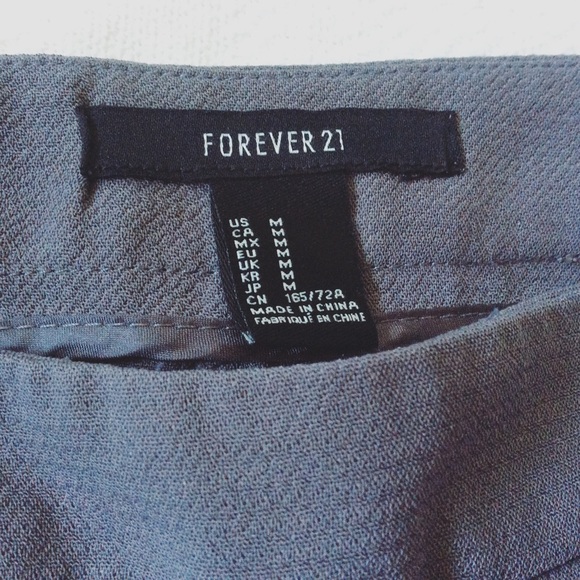 🆒⚜Forever 21 Short - Picture 2 of 2