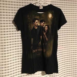 Twilight "new moon" tee