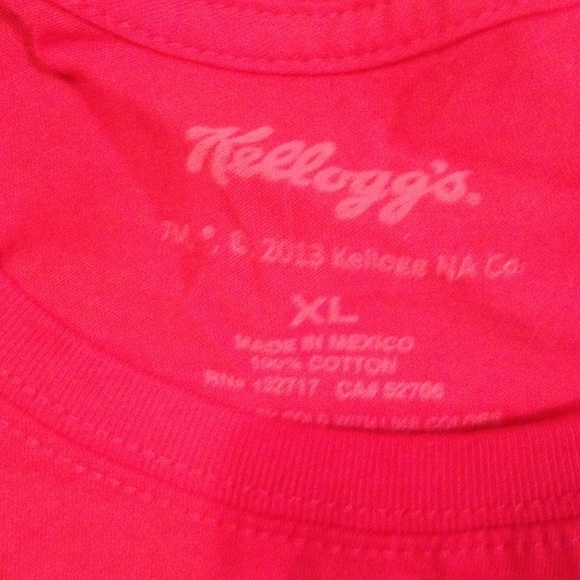 Graphic tee - Picture 2 of 2