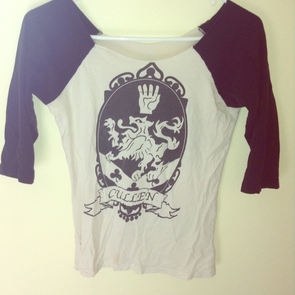 ⭐️Cullen Baseball Tee⭐️