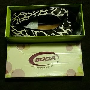 Giraffe Print Ballet Flats