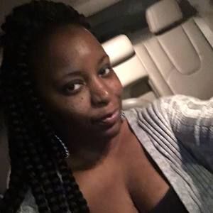 Meet your Posher, Roslynn