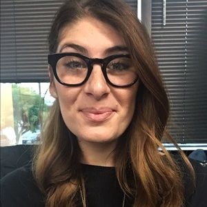Meet your Posher, Vanessa