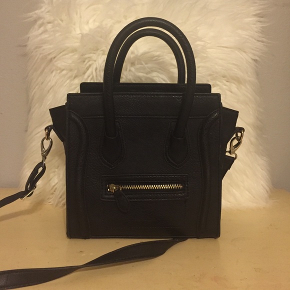 DAILYLOOK MINI STRUCTURED HANDBAG