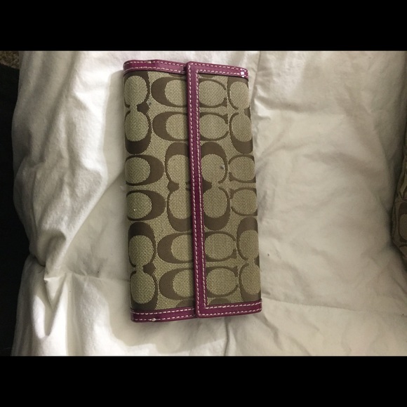 Coach wallet