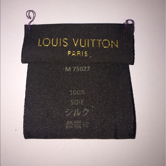 ✨Sold!✨Rare Louis Vuitton Leopard Scarf - Picture 7 of 8