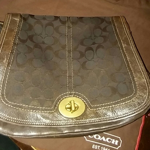 Park op kiss lock coach