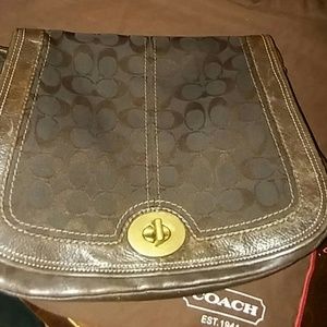 Park op kiss lock coach