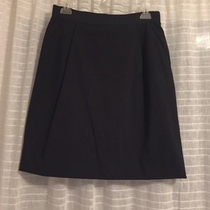 Kate Spade black bow skirt. Size 6