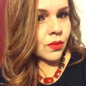 Meet your Posher, Veronica