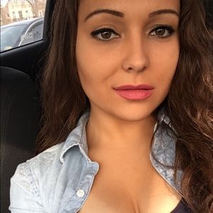 Meet your Posher, Ciara