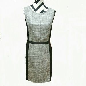 Lined Grey Tweed Sleeveless Dress