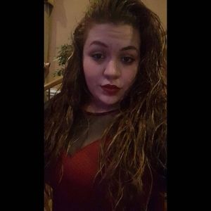 Meet your Posher, Thalia