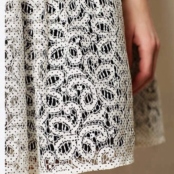 White Anthropologie skirt with black polka dots - Picture 3 of 4