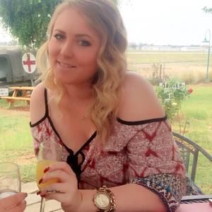 Meet your Posher, Michaela