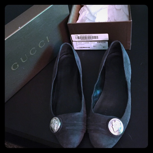 Gucci flats - Authentic