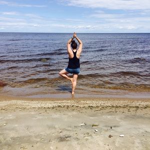 Meet your Posher, Roxy