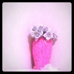 Flower holder with flowers