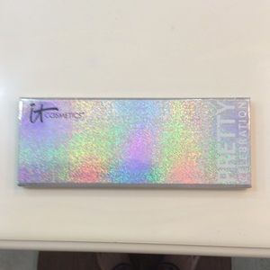 It cosmetics naturally pretty celebration palette