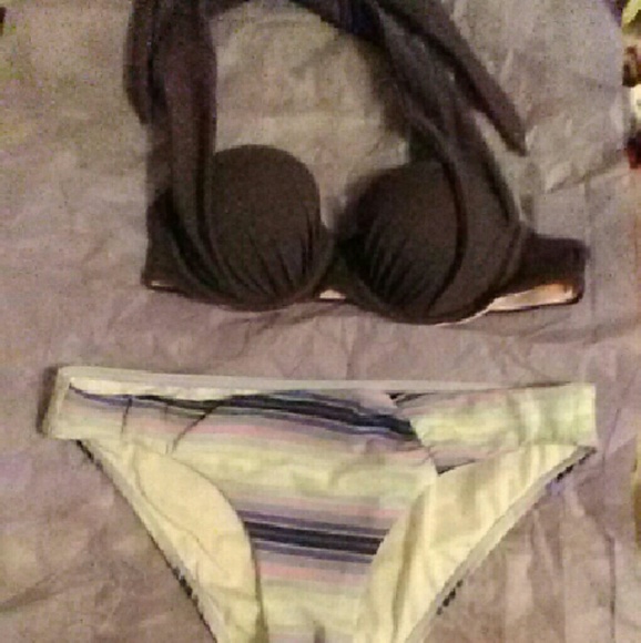 Vs ..swim suit nwot