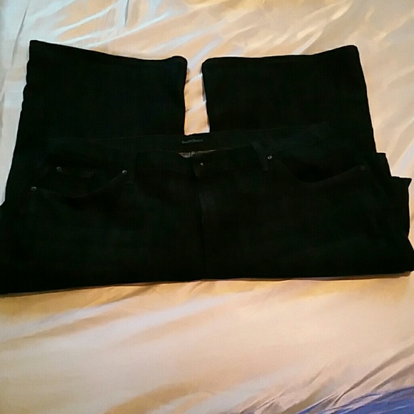 Wide leg jeans