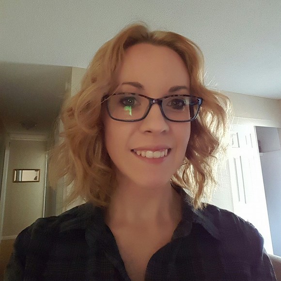 Meet your Posher, Jackie