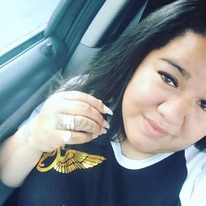 Meet your Posher, Ramona