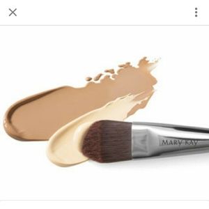 Mary kay liquid foundation brush