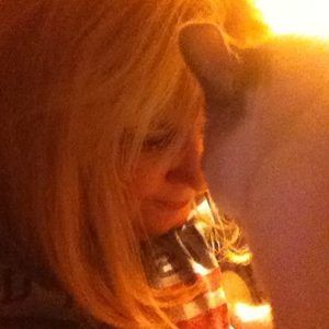 Meet your Posher, Kay