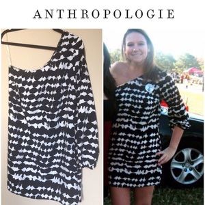 One shoulder shift dress