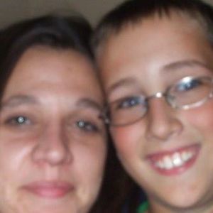 Meet your Posher, Holly