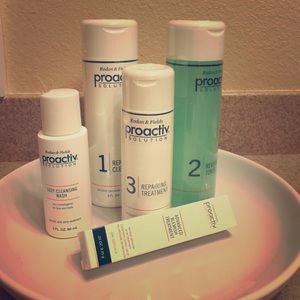 Proactiv 3 step system plus 2 bonus items