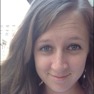 Meet your Posher, Vanessa