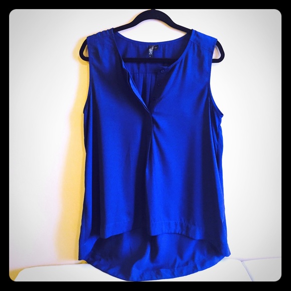 ❌SOLD❌NWOT- Lapis - Hi-low Tunic Top - Royal Blue