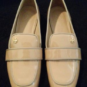 SOLD......Tory Burch loafers