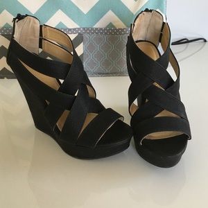 Chinese Laundry Black wedges size 6
