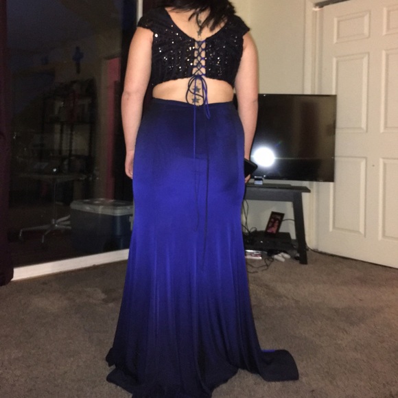 Prom dress - Picture 4 of 4