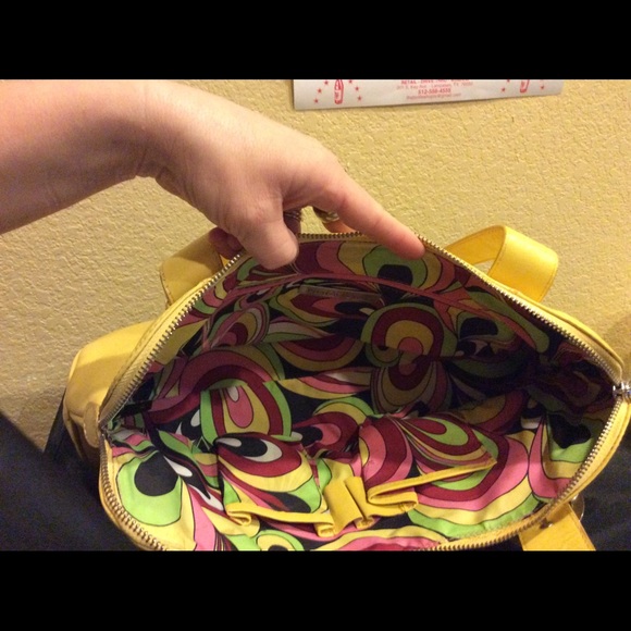 Purse - Picture 2 of 4