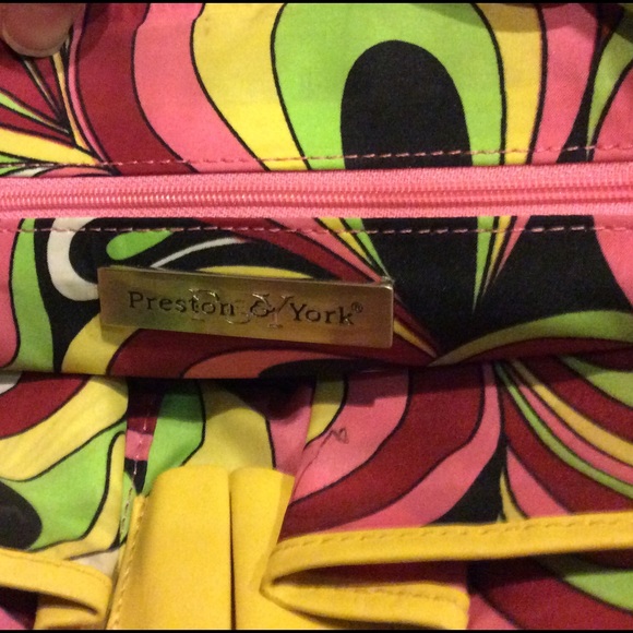 Purse - Picture 3 of 4