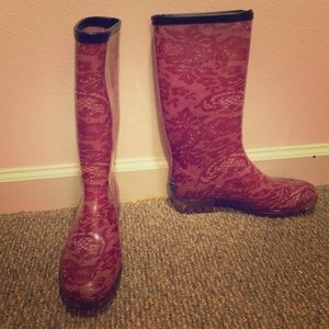 Pink Lace Print Rainboots