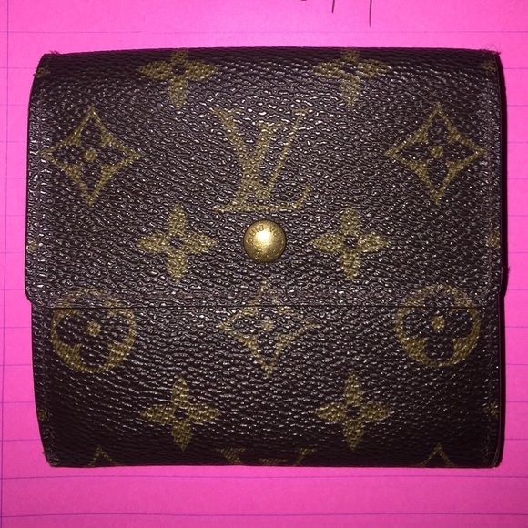 SOLDLouis Vuitton Tri-Fold Wallet - Picture 1 of 4