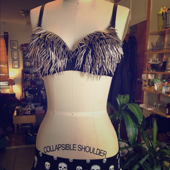 🚫SOLD ON D POP🚫NWOT SPIKED BLACK RAVE BRA sz 34 - Picture 1 of 3