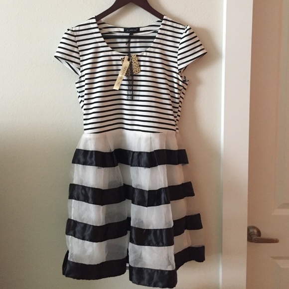 K•Pop Dress
