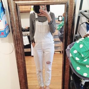 White denim overalls! 🌟
