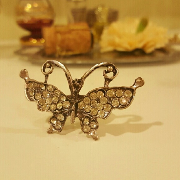 Jeweled butterfly ring