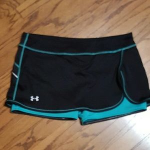 Under Armour women's skort shorts Large