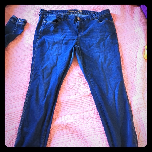 Plus Size Capris