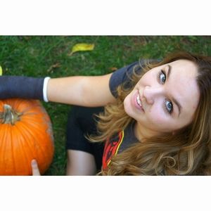 Meet your Posher, Alexis